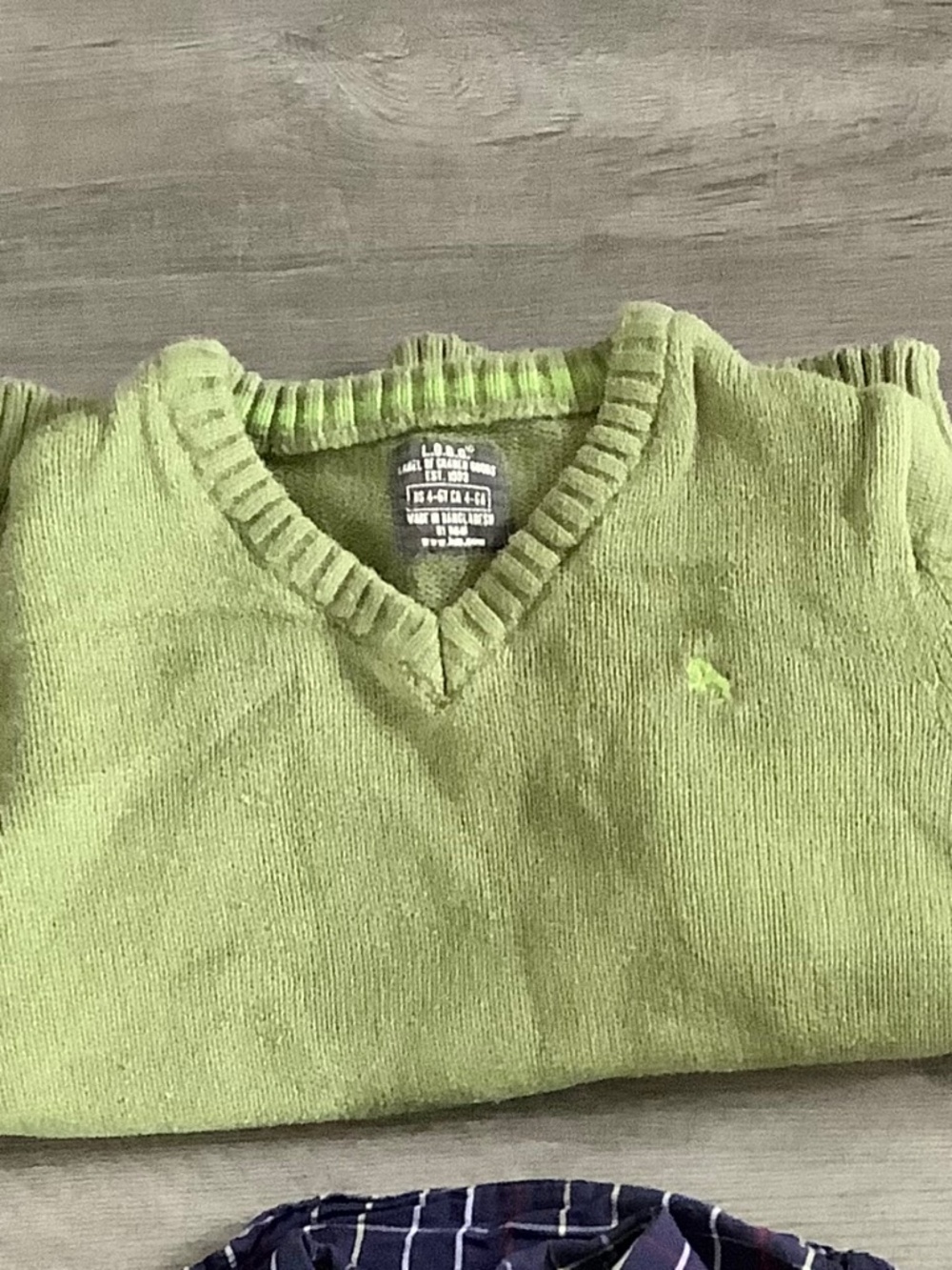 H&M Boys size 4 sweater